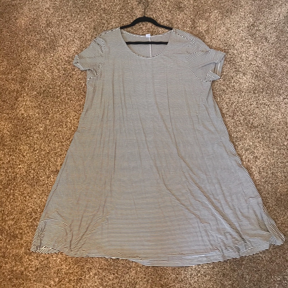 🦄PRICE DROP🦄 Swing Dress